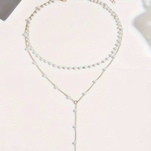 Elegant Gold Plated and Pearl Layered Necklace - Picture 3 of 5